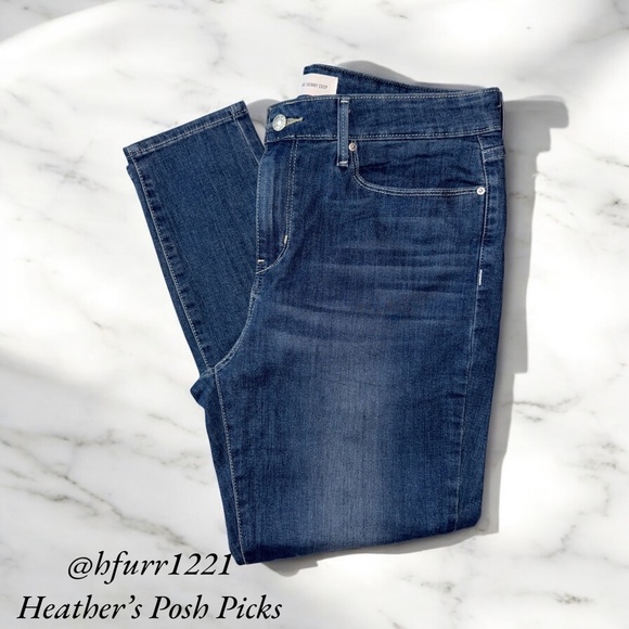 LEVI SIGNATURE MID RISE SKINNY CROP SIZE 14 - Picture 3 of 6